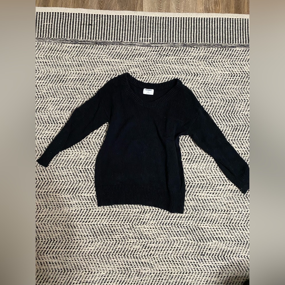 Back knit sweater